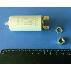 3D 4uF 450V работен кондензатор тип MKP с изводни пера