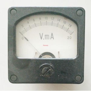 Волтметър 0-20 V, mA
