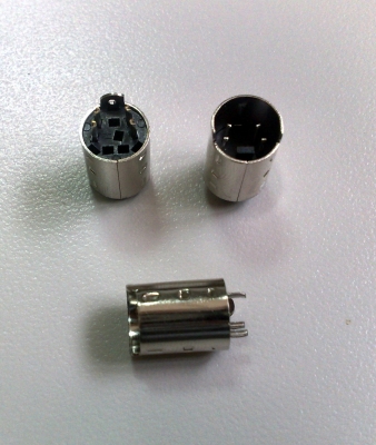 МОНТАЖНА БУКСА S-VIDEO 4PIN