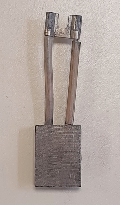 Четка за двигател 10x24x32mm меднографитна М30