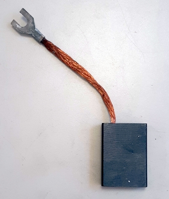 Четка за двигател медно-графитна 10x32x45mm