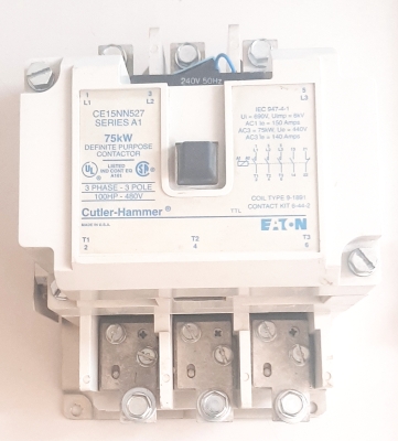 Контактор CE15NN527 Eaton / Cutler Hammer 75kW с бобина 240V AC