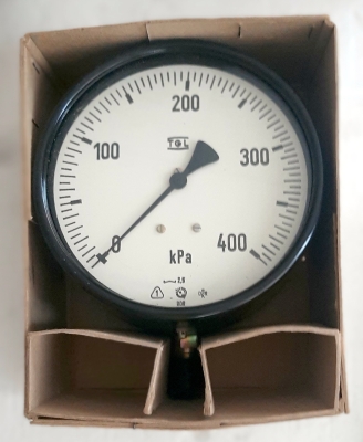 Манометър 0-400kPa радиален М20 ф160 кл.2,5 DDR