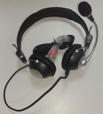 Слушалки с микрофон SM901MV