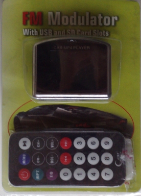 CAR MP4 player с FM-трансмитер и ДУ за кола