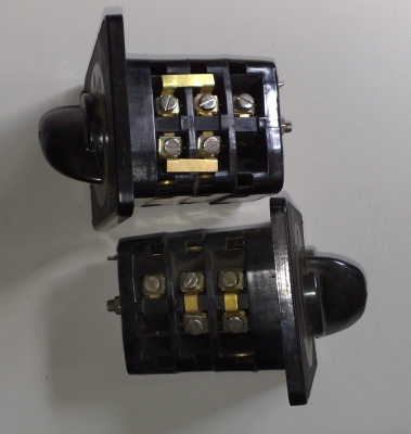 КЛЮЧ ПГП25-20/25A/380V с три секции и 5 контакта