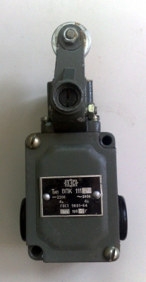 Краен изключвател ВПК 111-2/ 220V DC, 380V AC 4A