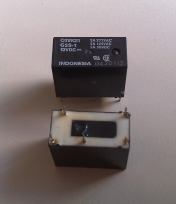 Реле OMRON G5S-1 12VDC превключващ контакт