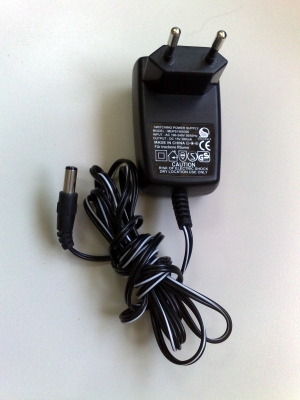 ИМПУЛСНО ЗАХРАНВАНЕ вх. 100-240VAC, изх. 15VDC/250mA
