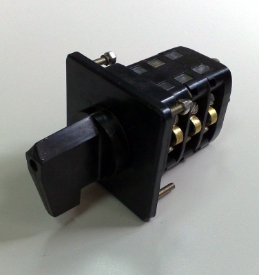 КЛЮЧ ПГП10-20/10A/380V с три секции