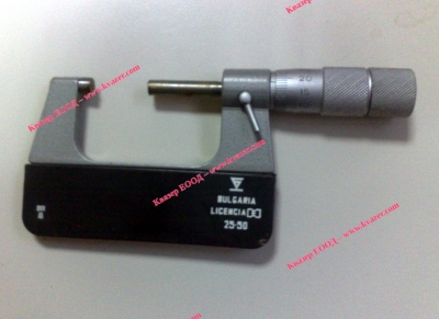 Механичен микрометър 25-50mm 0.01mm