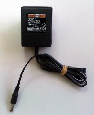 ЗАХРАНВАЩ АДАПТЕР 17VDC/400mA