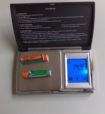 Електронна везна 200g с точност 0.01g