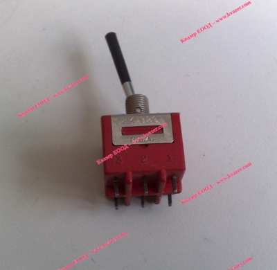 ЦК ключ превключващ ON-ON 250V/3A C&K 9201