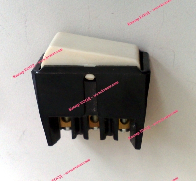 Ключ превключващ 250V/10A с клема