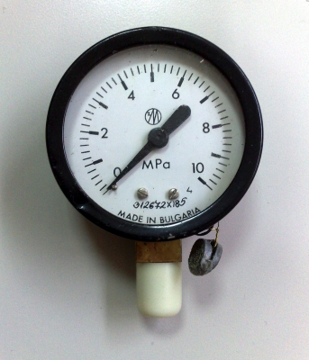 Манометър 0-10 MPa ф60