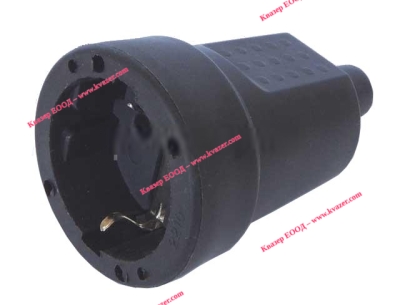 Щепсел шуко женски, черен 16A, 250V