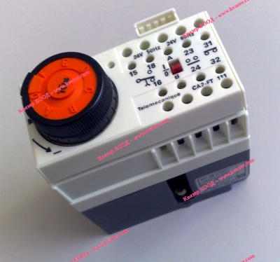 Telemecanique CA2-FT 111 закъснитено реле 10s, 24V 50Hz /60Hz