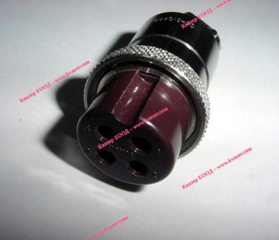 Кръгъл женски съединител CN-2104RP HONDA