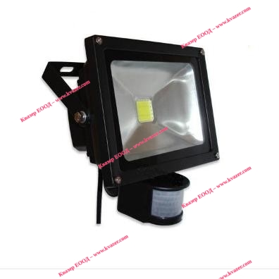 Светодиоден прожектор 10W 220V със сензор за движение