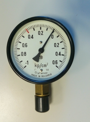 Манометър -1 до +0.6 kp/cm2 ф100