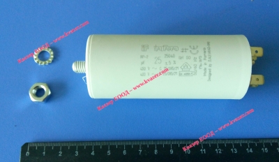 2D 25uF 450V работен кондензатор тип MKP с изводни пера