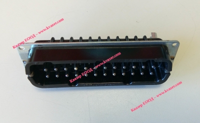 Конектор правоъгълен HARTING 09 30 024 26 02, 24PIN мъжки
