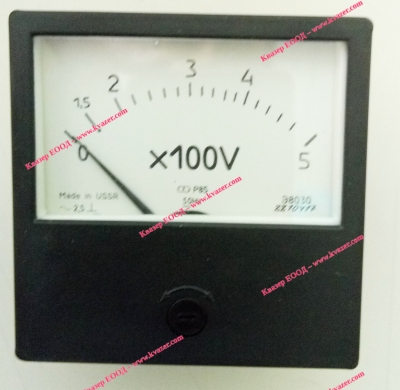 Волтметър Э8030 0-500VAC аналогов панелен 80x80mm