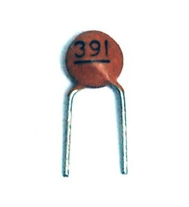 390pF 50V