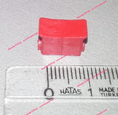 Копче червено 10x6x8mm