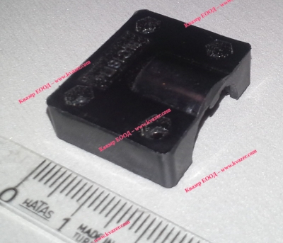 Притискаща планка за кабел ф6 26x22x8mm