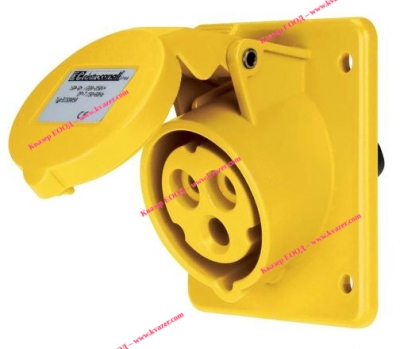 Контакт за панелен монтаж IP44 110/130V 3P+T 32A-4h