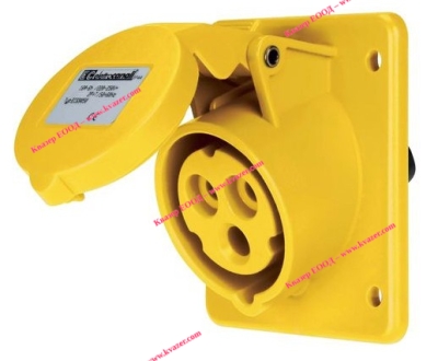 Контакт за панелен монтаж IP44/IP54 110/130V 2P+T 16A-4h