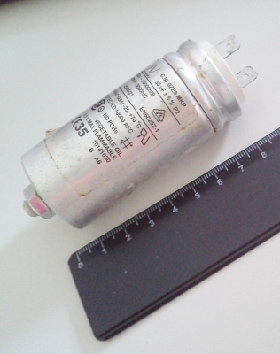 3D 35uF 470V работен кондензатор тип MKP с изводни пера