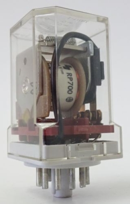 Реле RP700 PC 24V 3P 454003.01, бобина 24V DC