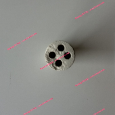 Керамичен изолатор / тръба с 4 отвора ф4mm/ ф16mm/ L90mm