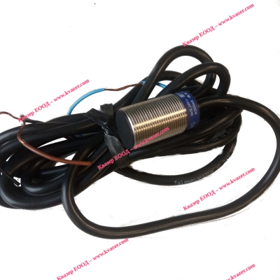 Индуктивен датчик Telemecanique XS1N18PA340