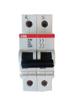 Прекъсвач S282 K32 ABB