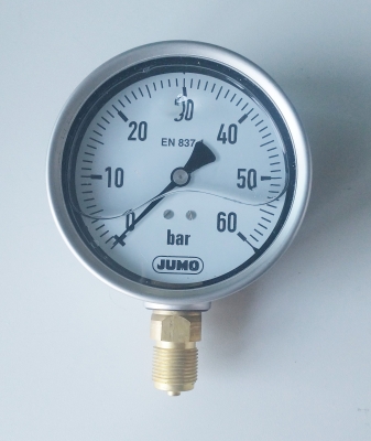 Манометър Jumo 0-40bar Cl. 1.0 ф100 EN 837-1