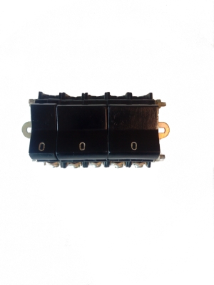 Български ключ 2 положения 250V / 16A