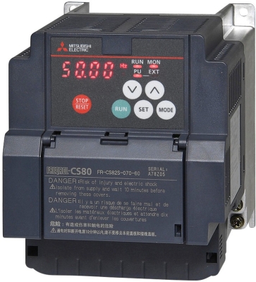 FR-CS82S-070-60 Монофазен инвертор 1.5kW, 1x200-240V, 7A
