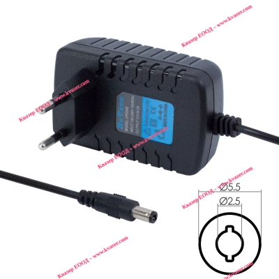 Импулсно захранване DeTech 12V/2A 5.5*2.5mm