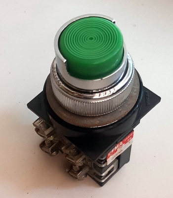 Бутон, зелен, 30мм, 2 позиции, без задържане, N/C+N/O 600V HEAVY DUTY CEMA 099PV1
