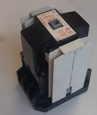 Контактор ID2 40A, бобина 220V 50Hz