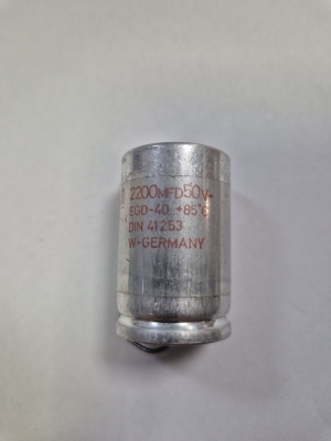 2200uF 50V Аудио Axial