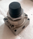 ръчен пневматичен вентил  / клапан SMC EVH312,  макс 150 PSI