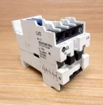 Контактор LX0.04 9A,110V=, 380V/4kW +SX 2но2нз 1.5А EAW