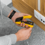 Клещи REBEL за кримпване на  проходни букси тип RJ45/RJ12