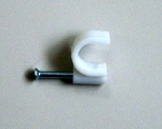 skoba-za-kabel-10mm-100b