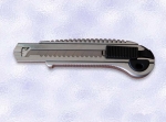 Макетен нож SD-12 18mm с 5бр. резци